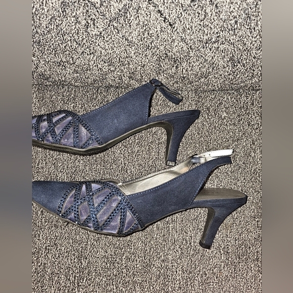 2FOR$50Karen Scott - Gillis Embellished Slingback Pumps, Created for Macy's- 9.5 - Picture 3 of 7